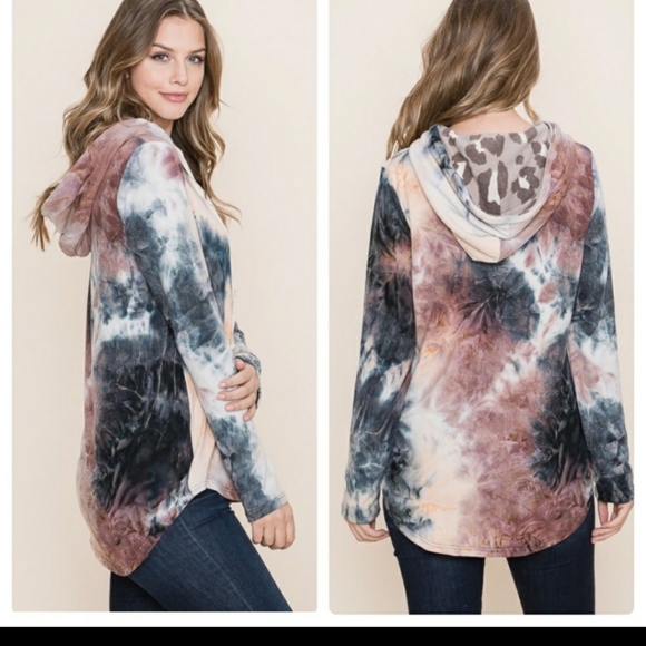 1 Left =Small🧡New boutique cozy hooded pullover - Picture 2 of 12